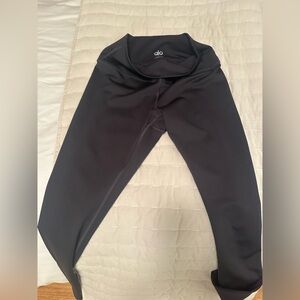 ALO Yoga Airlift leggings